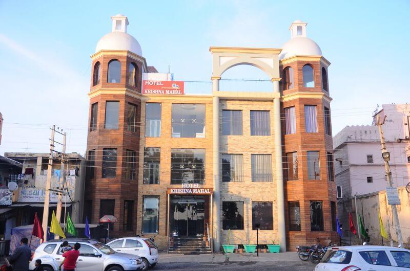 Hotel Krishna Mahal Thanesar Exterior photo